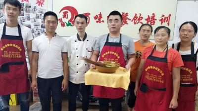 成都學(xué)缽缽雞培訓(xùn)哪家好？