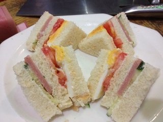 自制三明治，做法簡單的營養(yǎng)早餐，早上你想來一份嗎