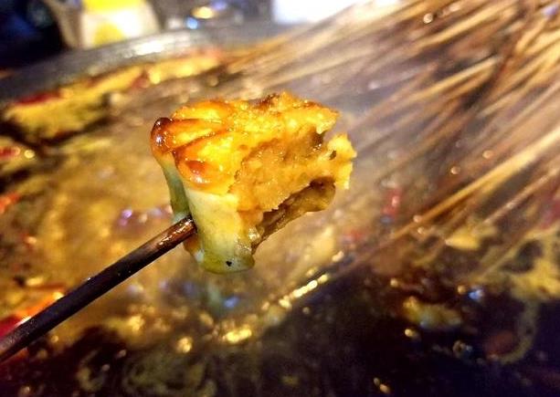 火鍋串串香月餅，別有一番驚異滋味，值得嘗試