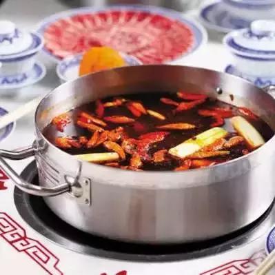 秋天到了，學學這5款火鍋湯底的做法吧！