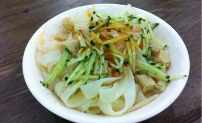 小吃培訓(xùn)班哪個(gè)好：涼皮怎么做，涼皮的做法及調(diào)料