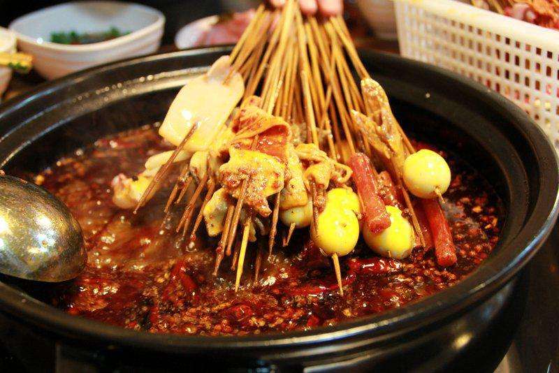 成都串串香培訓學校,成都哪里可以學串串香技術(shù)？