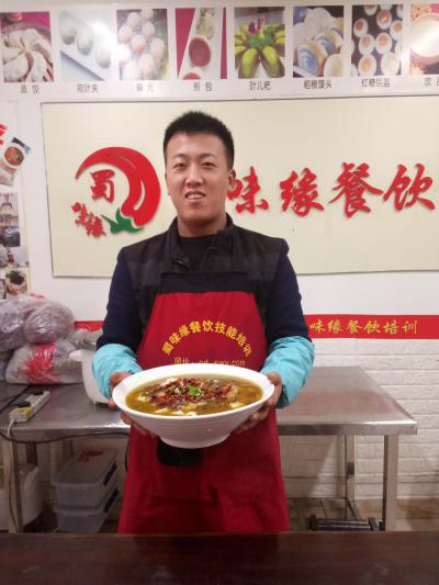 重慶萬(wàn)州烤魚(yú)技術(shù)培訓(xùn)哪家好？學(xué)習(xí)烤魚(yú)技術(shù)培訓(xùn)做法