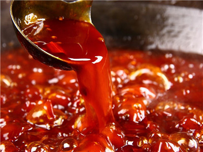 四川牛雜火鍋技術(shù)培訓(xùn)哪里好？火鍋底料培訓(xùn)中心