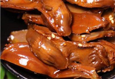 成都現(xiàn)撈鹵菜技術(shù)培訓哪里正宗？餐飲小吃培訓公司