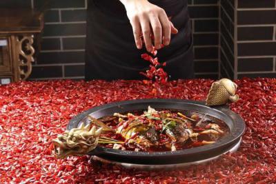 美蛙魚頭火鍋技術(shù)培訓在哪里？美蛙魚頭火鍋培訓學校