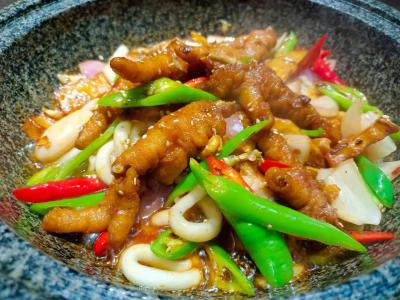  麻辣香鍋技能做法哪家好？各種調(diào)味醬的制造