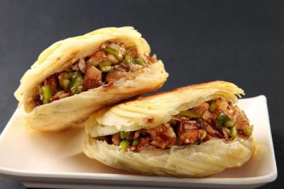 肉夾饃培訓(xùn)哪家專(zhuān)業(yè)?學(xué)員親自動(dòng)手操作