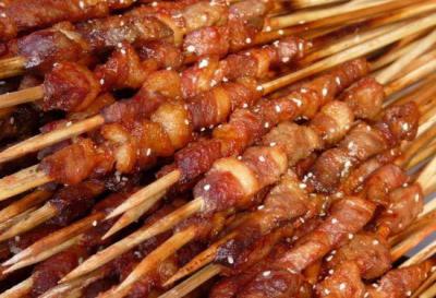 燒烤技術(shù)培訓(xùn)學(xué)校在哪里更正宗？能滿足食客的消費(fèi)