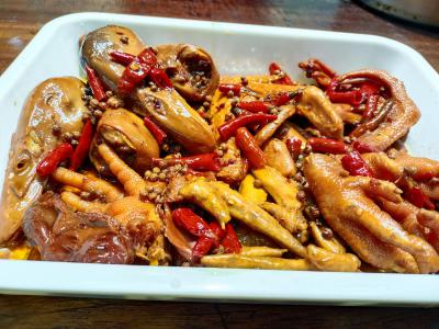 選正規(guī)鹵菜技術(shù)培訓(xùn)學(xué)校哪里比較好？