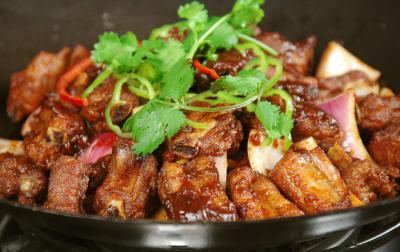 麻辣干鍋技術(shù)做法哪里比較好？成都飄味緣專業(yè)做廚師培訓(xùn)