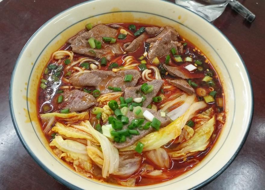 小吃小吃培訓學校_培訓正規(guī)小吃學校怎么樣_正規(guī)小吃培訓學校