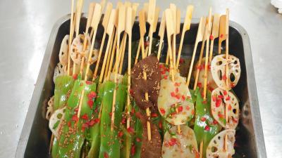 成都哪里可以學(xué)串串香技術(shù)?火鍋串串培訓(xùn)去哪里好？