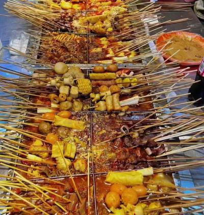 街邊熱鹵串串技術(shù)培訓(xùn)多少錢？成都串串香培訓(xùn)學(xué)校,