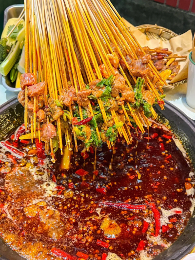 成都火鍋串串培訓(xùn)哪家好？成都串串香火鍋底料培訓(xùn)