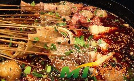 成都串串香培訓(xùn)班哪家好？培訓(xùn)成都串串冒菜多少錢？