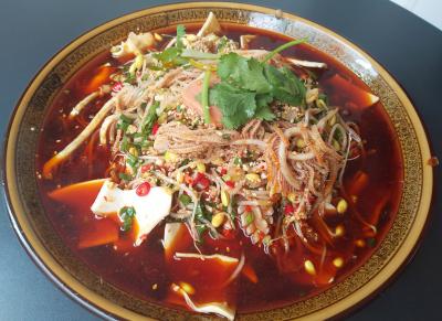 冒菜培訓(xùn)一般多少錢(qián)？專業(yè)培訓(xùn)冒菜技術(shù)