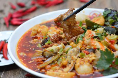 重慶學(xué)冒菜技術(shù)培訓(xùn)哪家好？冒菜技術(shù)培訓(xùn)學(xué)校