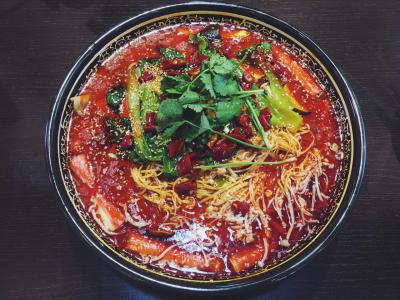 正宗冒菜培訓(xùn)班多少錢？正宗冒菜制作技藝培訓(xùn)班推薦