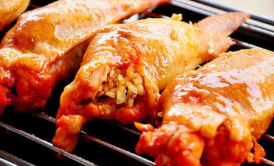 雞翅包飯技術(shù)培訓哪家更專業(yè)？ 飄味緣雞翅包飯技術(shù)培訓