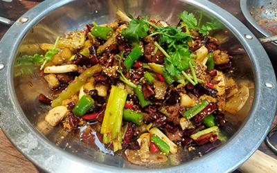 麻辣干鍋培訓多少錢？   麻辣干鍋培訓多少錢？