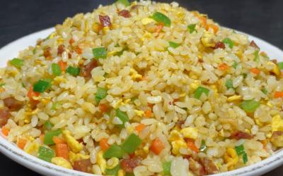 街邊炒飯技術(shù)培訓(xùn)哪家好？探訪飄味緣培訓(xùn)學(xué)校