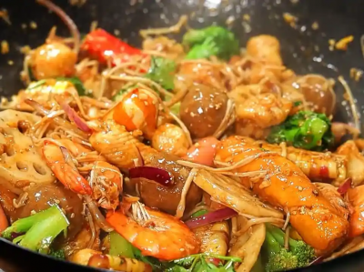 麻辣香鍋技術(shù)培訓(xùn)多少錢？飄味緣培訓(xùn)學(xué)校合理，物超所值