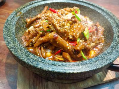 無骨鴨掌技術(shù)培訓(xùn)哪家好？飄味緣餐飲小吃培訓(xùn)學(xué)校深度解析